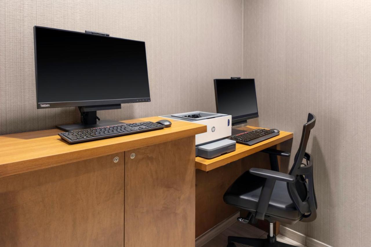 Springhill Suites By Marriott Durham City View Экстерьер фото